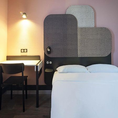 B&B Hotel Avignon 1 Le Pontet  Bagian luar foto