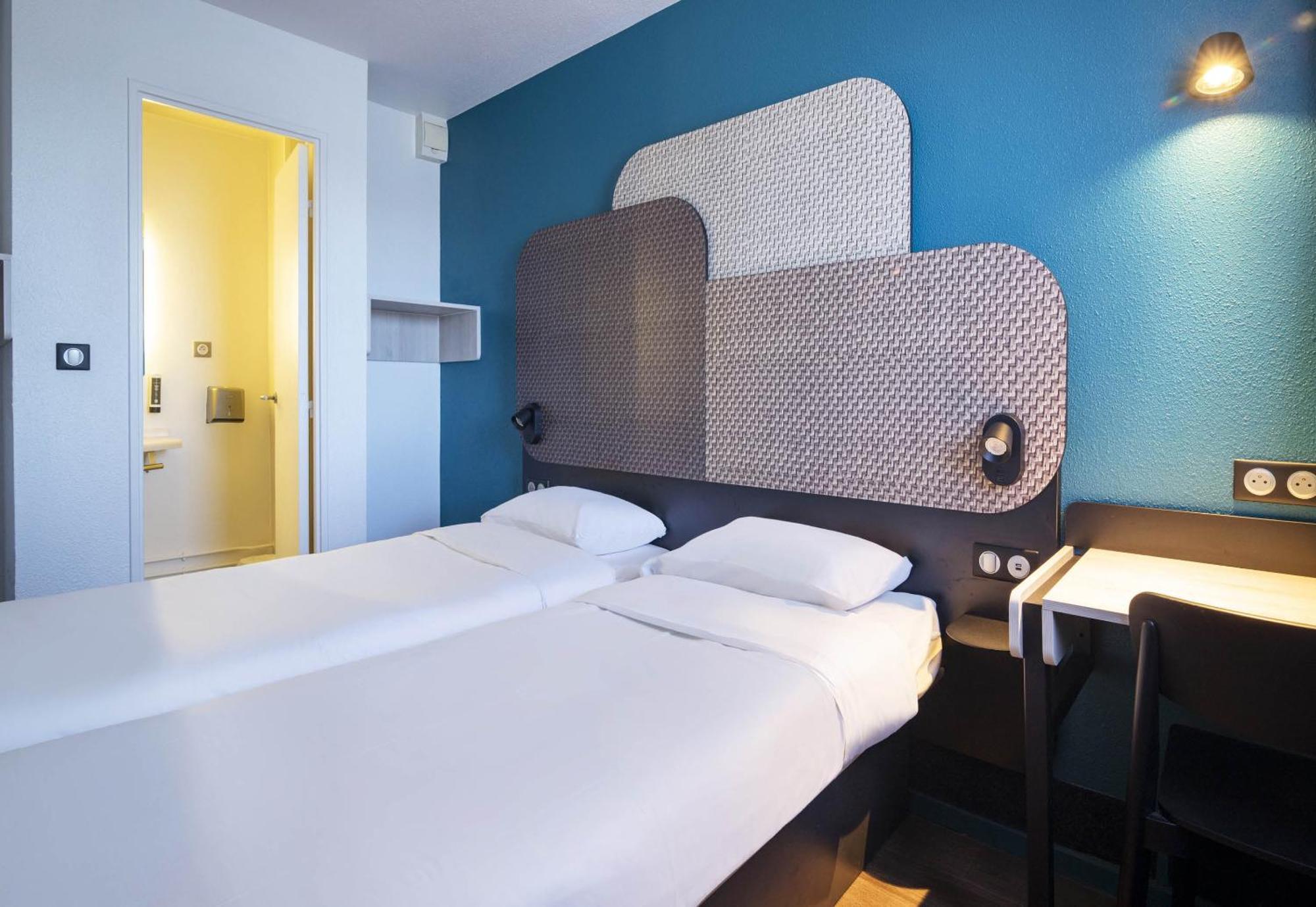 B&B Hotel Avignon 1 Le Pontet  Bagian luar foto