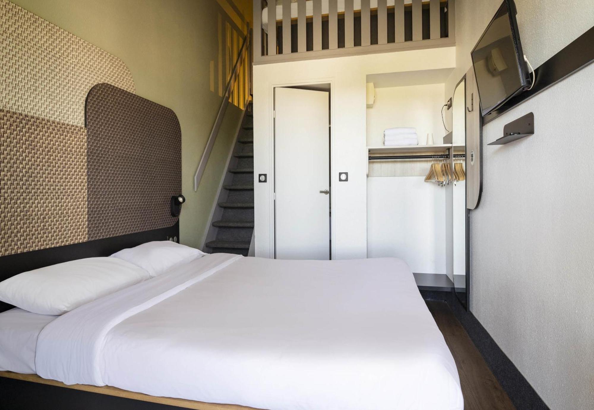 B&B Hotel Avignon 1 Le Pontet  Bagian luar foto