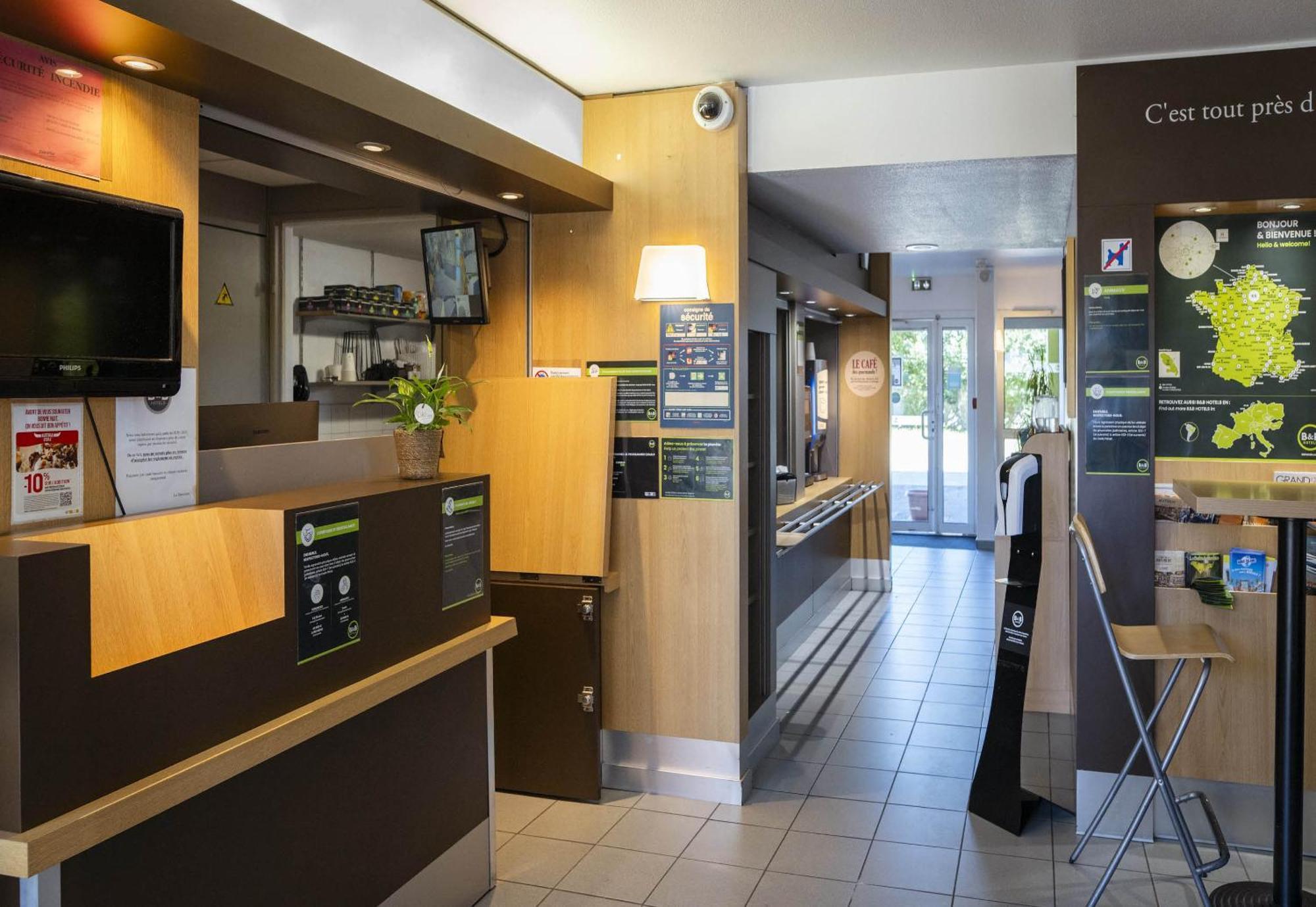 B&B Hotel Avignon 1 Le Pontet  Bagian luar foto