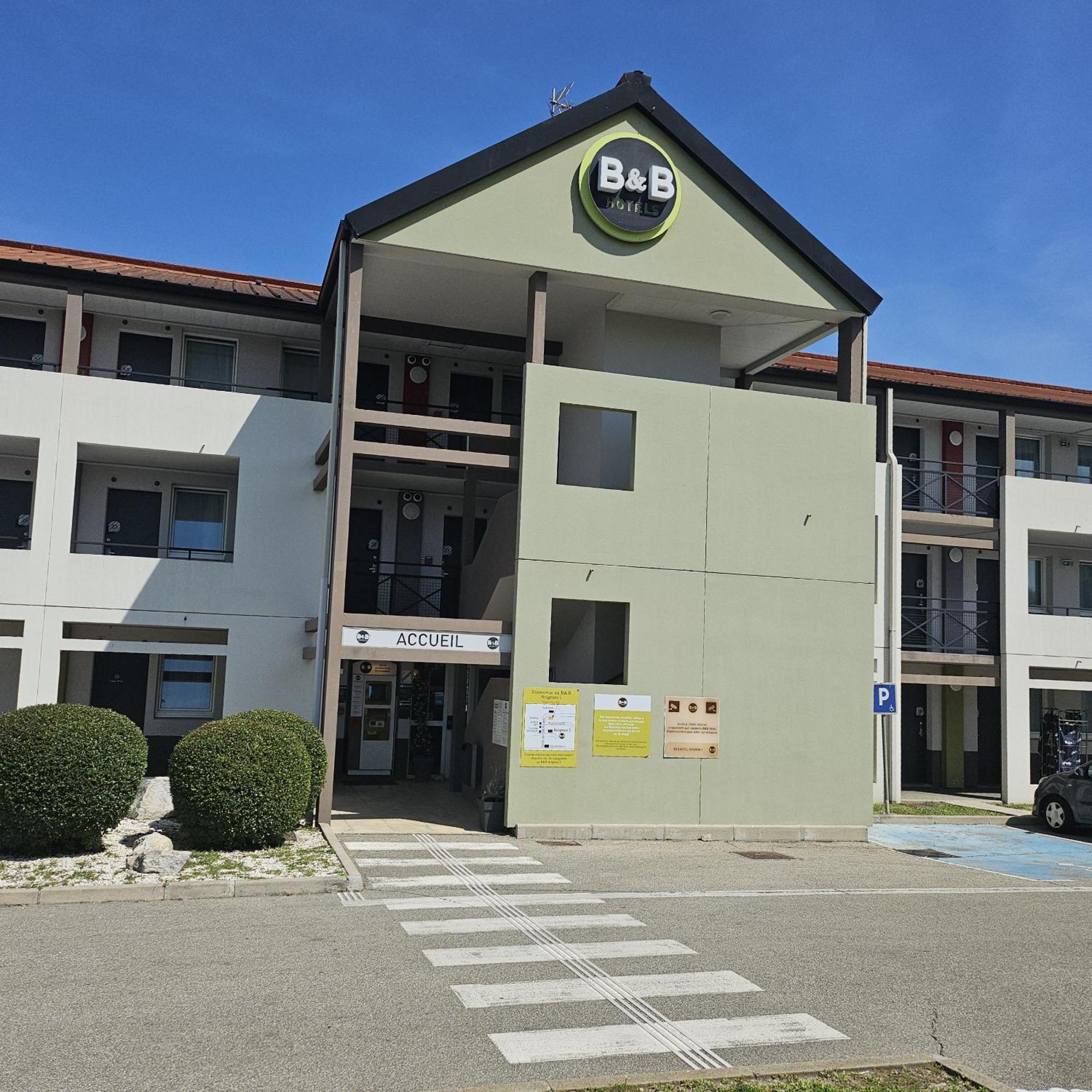 B&B Hotel Avignon 1 Le Pontet  Bagian luar foto