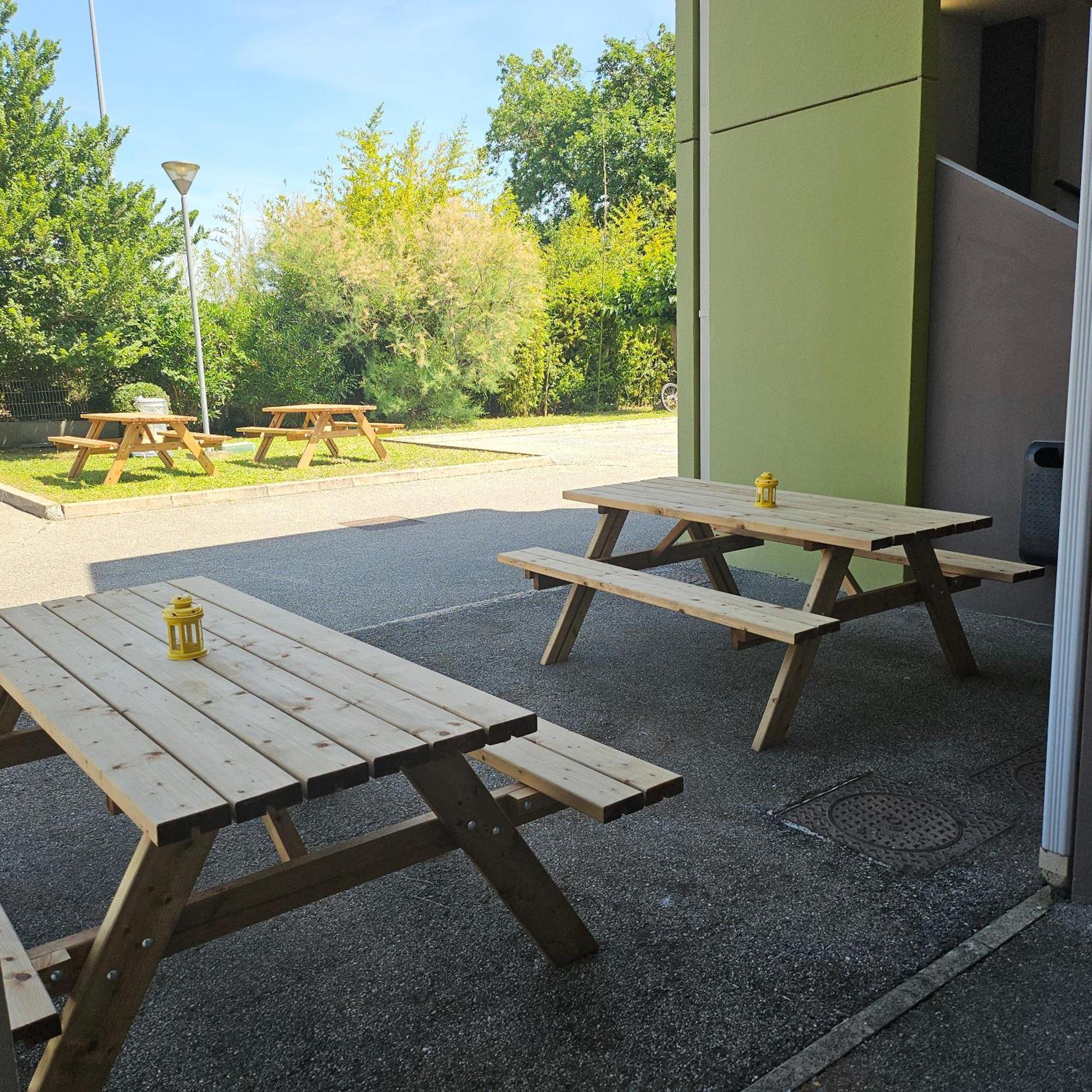 B&B Hotel Avignon 1 Le Pontet  Bagian luar foto