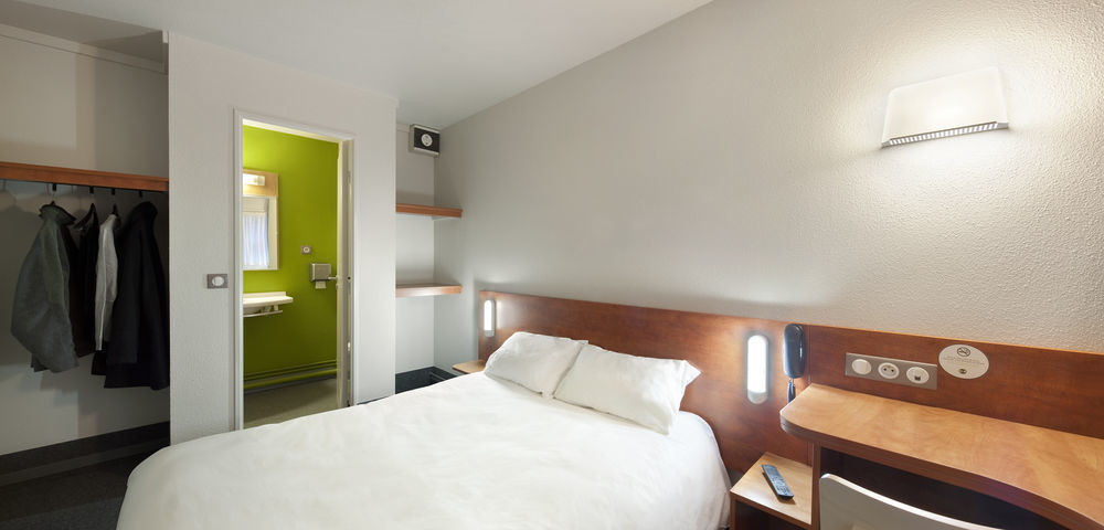 B&B Hotel Avignon 1 Le Pontet  Bagian luar foto