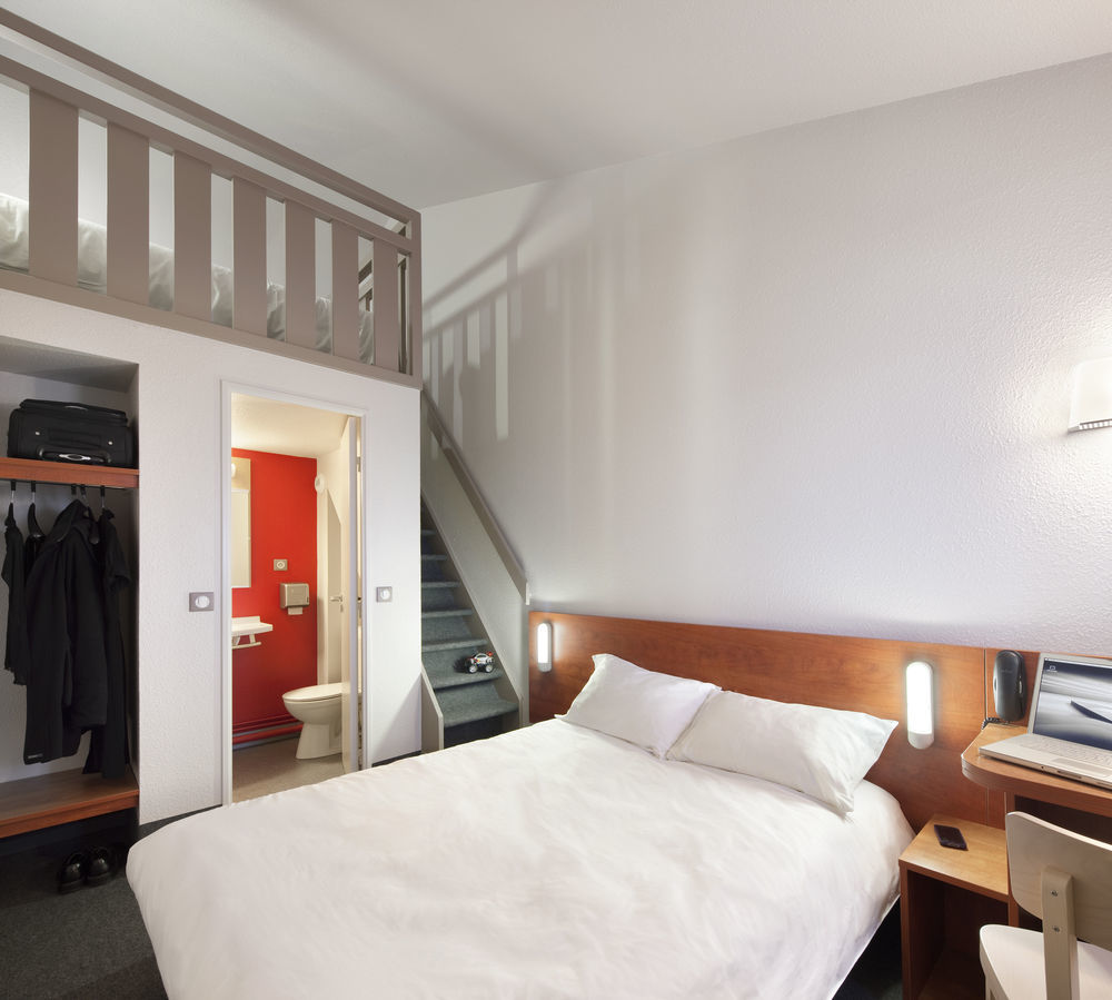 B&B Hotel Avignon 1 Le Pontet  Bagian luar foto